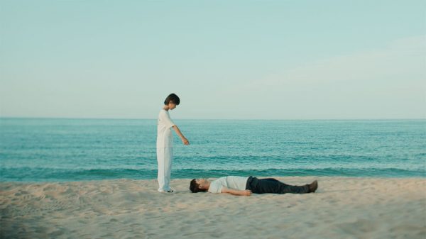 Like Flowers in Sand (2023) Handlung, Kritik, Besetzung - Netflix